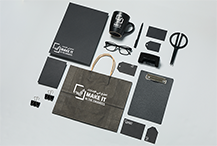 المواد الإعلامية 