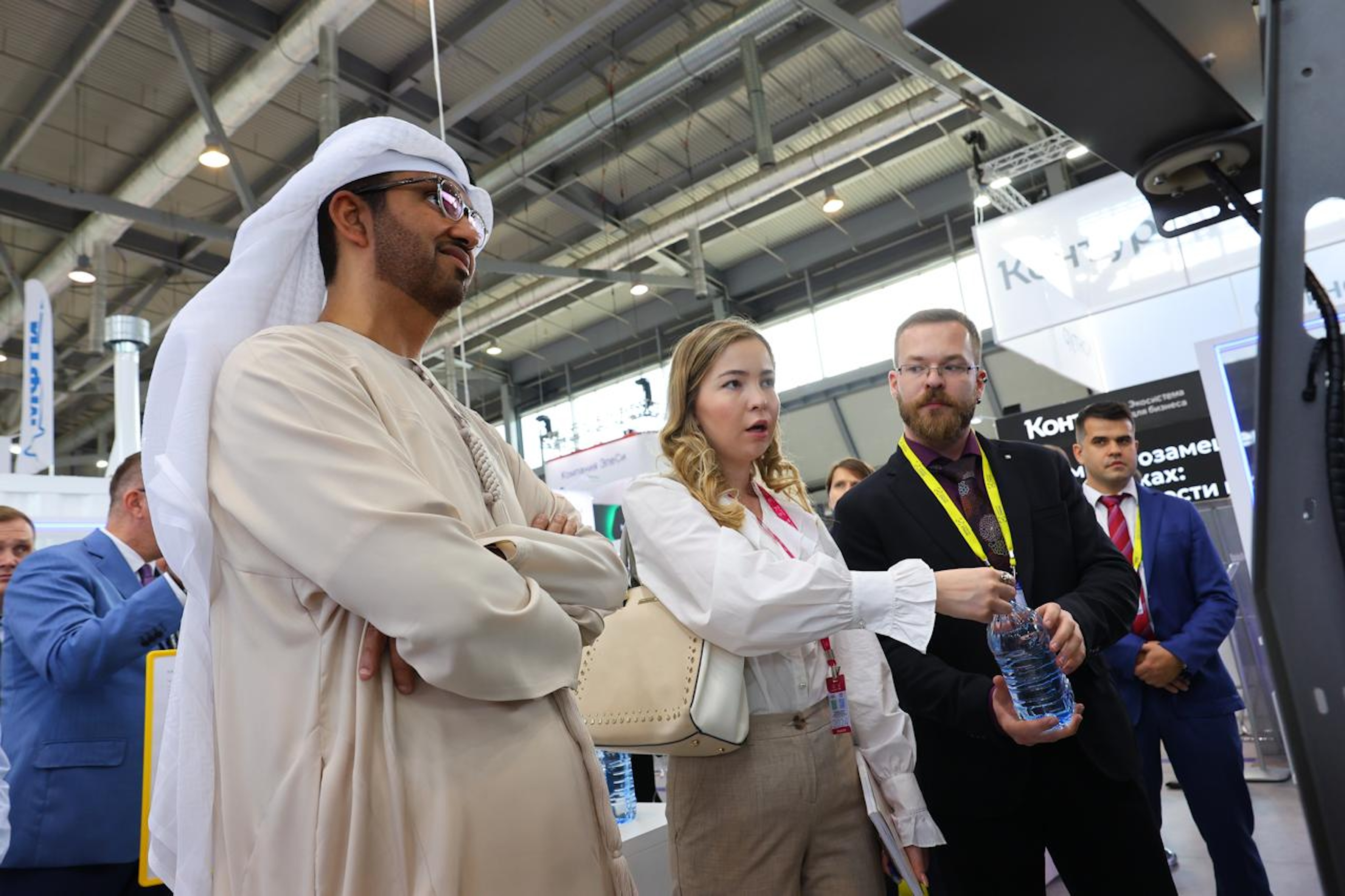 مشاركة مميزة للإمارات كضيف شرف